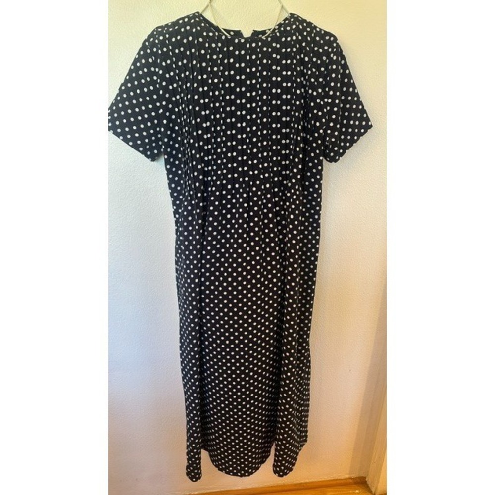 Darian Polka Dot Dress Black White Short Sleeve Midi Size 10 Polyester Modest